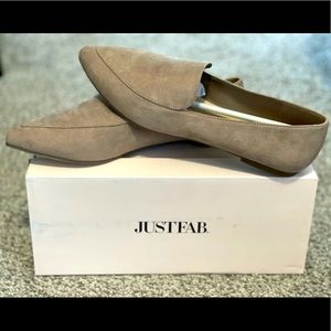 Just Fab Taupe size 8.5 Flats